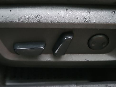 Certified 2023 Nissan Rogue SV w/ SV Premium Package image 25