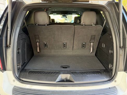 Used 2023 Chevrolet Tahoe LT image 37