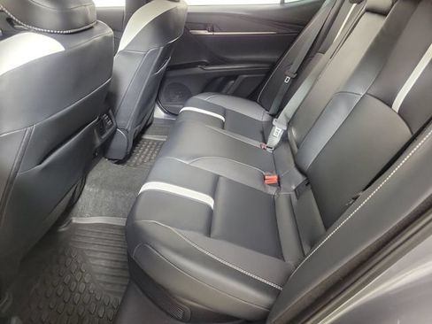 Used 2025 Toyota Camry SE w/ Convenience Package FWD image 12