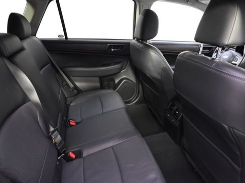 Used 2016 Subaru Outback 2.5i Limited w/ Popular Package #4 AWD/4WD image 13