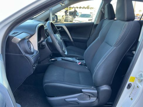 Used 2015 Toyota RAV4 XLE image 14