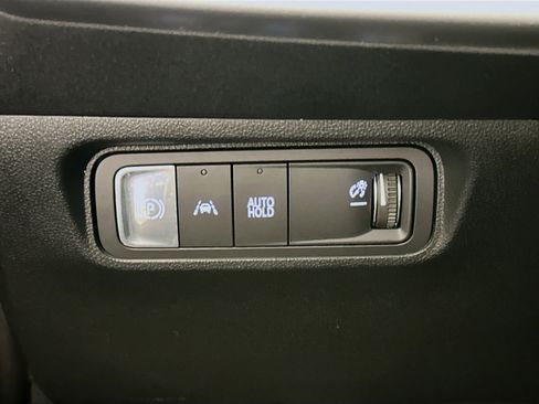 Used 2025 Honda Prologue EX image 17