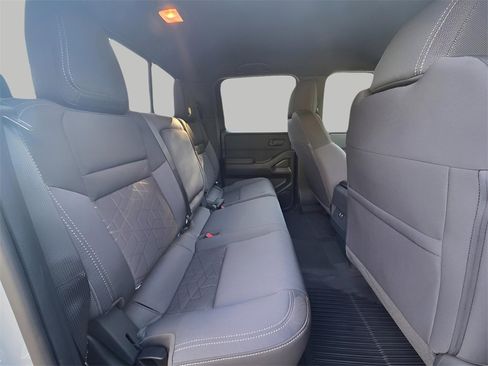 New 2026 Nissan Frontier SV w/ Tow Package image 9