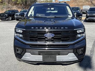 Used 2025 Ford Expedition Max Platinum video 2