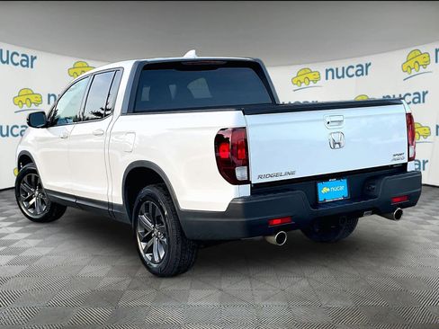 Used 2023 Honda Ridgeline Sport image 4