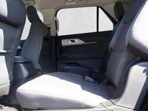 New 2026 Ford Explorer Active AWD/4WD image 16