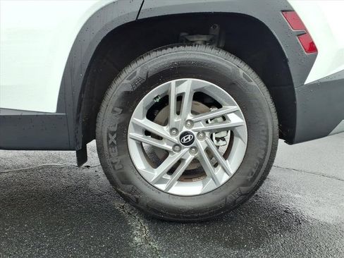 Used 2025 Hyundai Tucson SE image 22