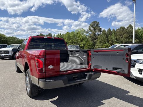 Used 2025 Ford F150 King Ranch w/ FX4 Off-Road Package AWD/4WD image 9