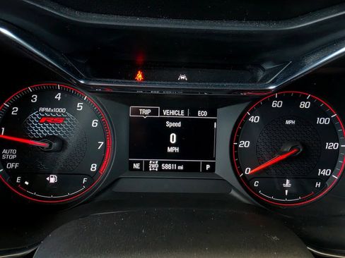 Used 2023 Chevrolet TrailBlazer RS w/ Convenience Package AWD/4WD image 28
