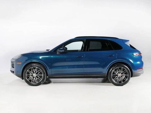 New 2026 Porsche Cayenne AWD/4WD image 2