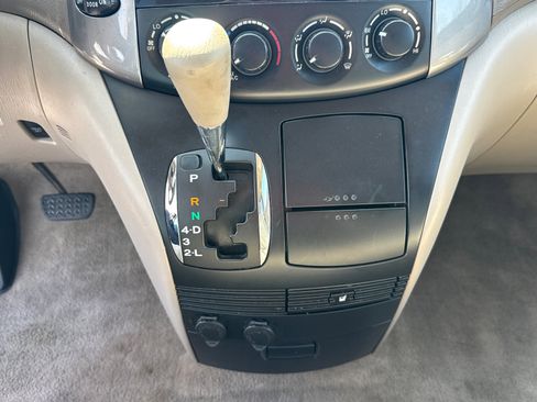 Used 2009 Toyota Sienna image 11