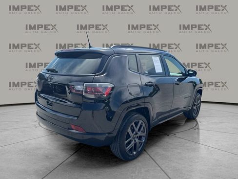 Used 2025 Jeep Compass Limited w/ High Altitude Package AWD/4WD image 4