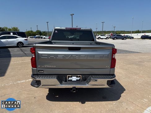 Used 2025 Chevrolet Silverado 1500 LT image 4