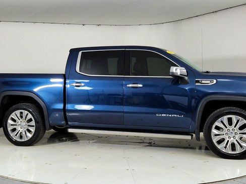 Used 2021 GMC Sierra 1500 Denali w/ Denali Ultimate Package AWD/4WD image 8