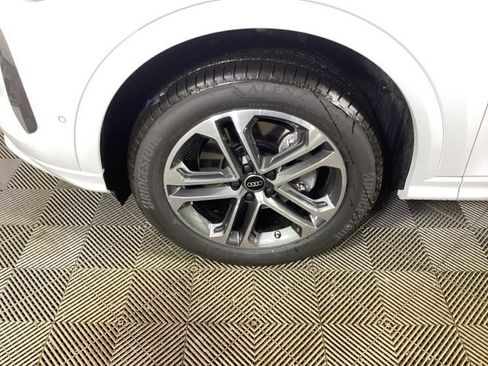 New 2025 Audi Q5 Premium Plus image 8