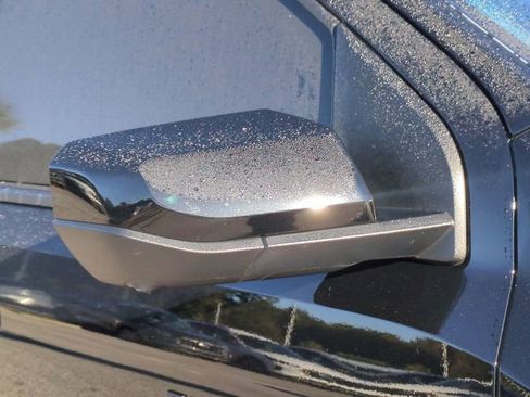 Used 2023 Chevrolet Colorado Trail Boss w/ Technology Package image 12