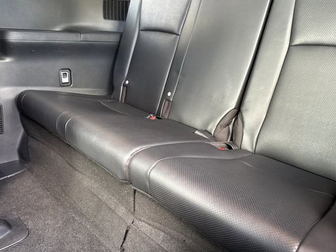 Used 2025 Toyota Grand Highlander FWD image 33