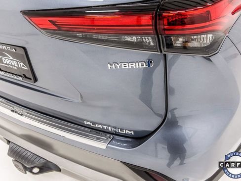 Used 2023 Toyota Highlander Platinum image 7