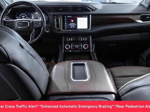 Used 2023 GMC Yukon XL Denali Ultimate AWD/4WD image 26