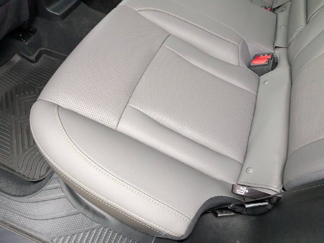 Certified 2026 Subaru Outback Limited AWD/4WD image 34