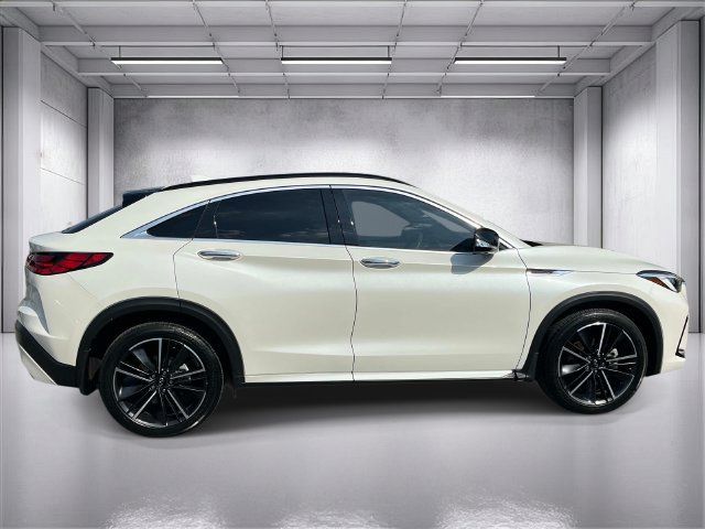 Used 2022 INFINITI QX55 Sensory w/ Lighting Package AWD/4WD image 2