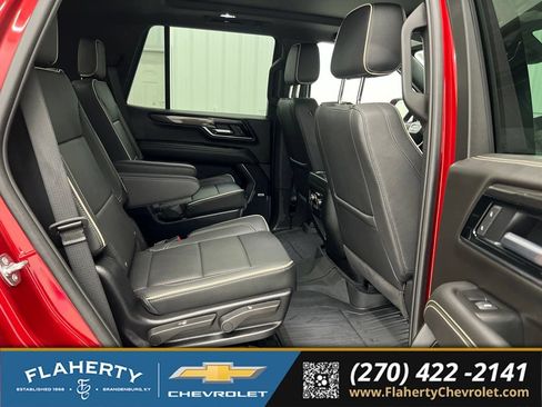 Used 2025 GMC Yukon Elevation w/ LPO, Floor Liner Package AWD/4WD image 13