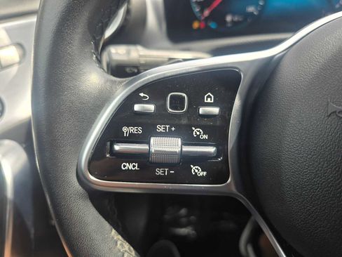 Used 2022 Mercedes-Benz A 220 4MATIC image 33