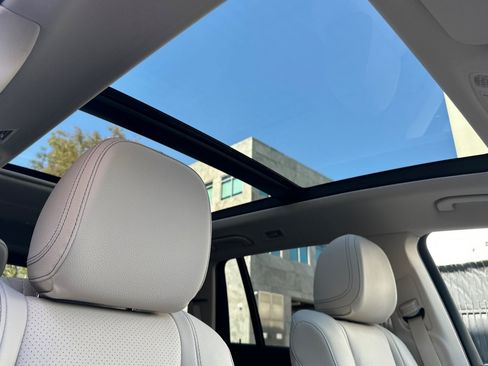 New 2026 Mercedes-Benz GLS 450 4MATIC image 17