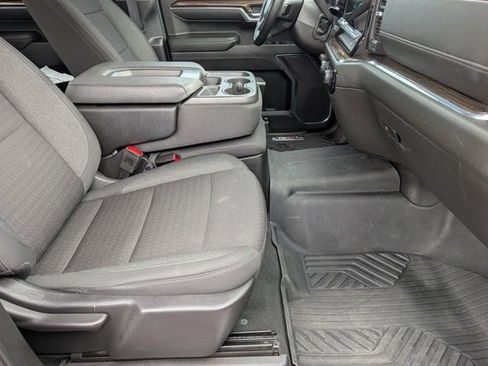 Used 2024 Chevrolet Silverado 1500 RST AWD/4WD image 27