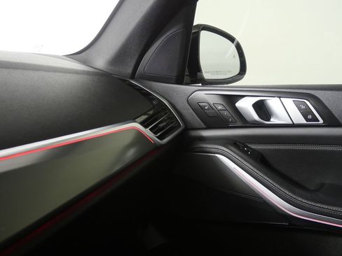 Used 2019 BMW X5 xDrive40i w/ Luxury Seating Package image 28