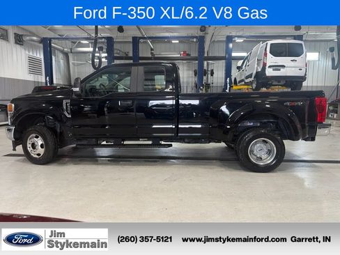 Used 2022 Ford F350 XL w/ Power Equipment Group AWD/4WD image 2