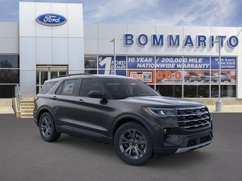 New 2026 Ford Explorer Active w/ Active Comfort Package image 7