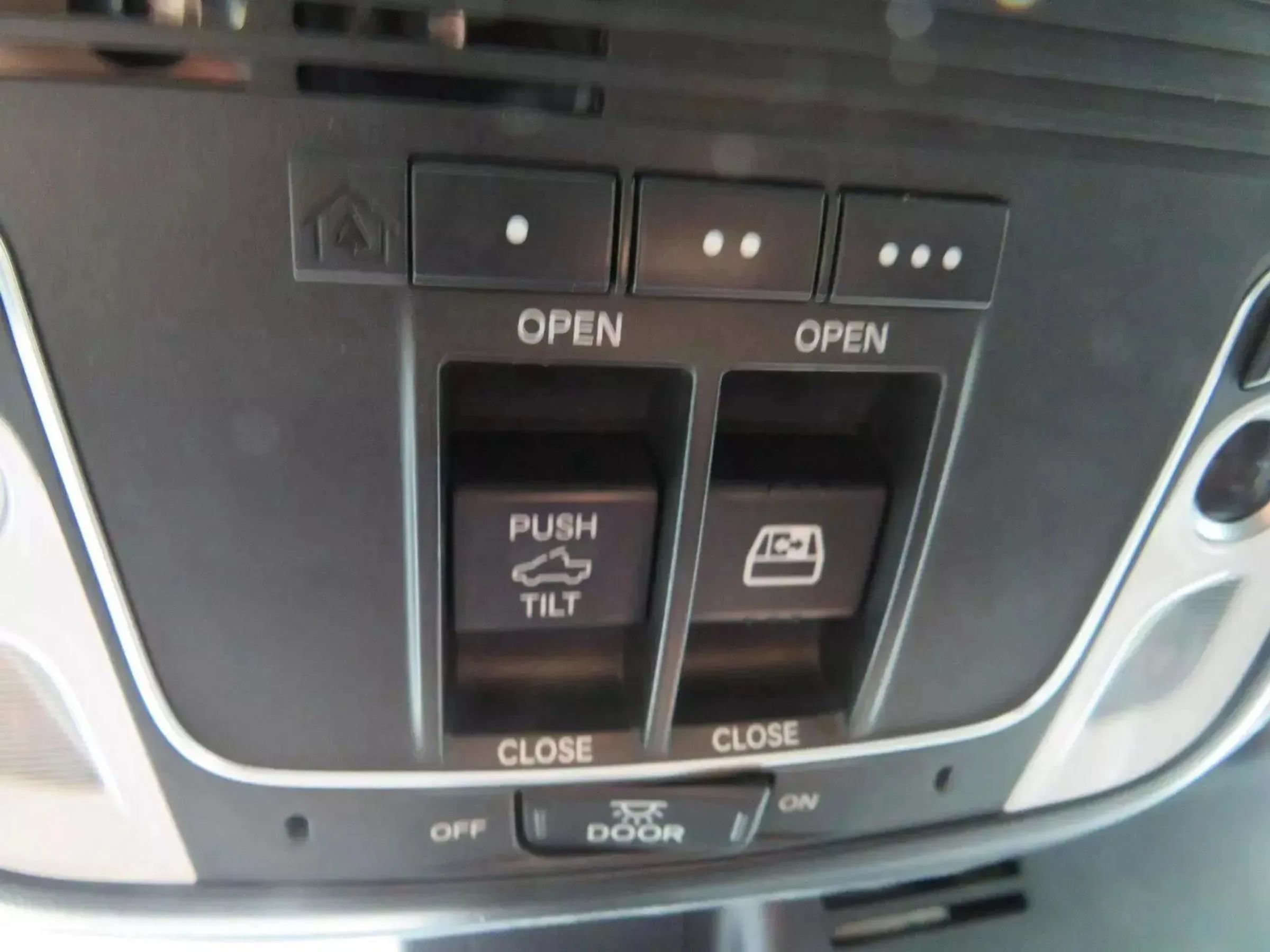 Used 2017 Honda Ridgeline Black Edition image 27