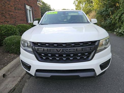 Used 2015 Chevrolet Colorado LT AWD/4WD image 8