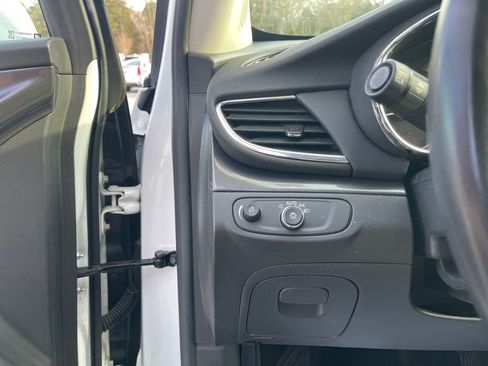 Used 2019 Buick Encore Preferred image 17