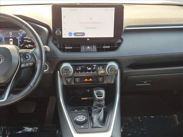 Used 2023 Toyota RAV4 XSE AWD/4WD image 15