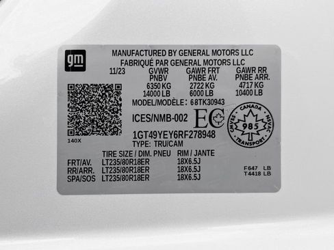 Used 2024 GMC Sierra 3500 Denali Ultimate image 32