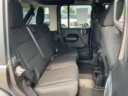 Used 2021 Jeep Wrangler Unlimited Sport AWD/4WD image 47