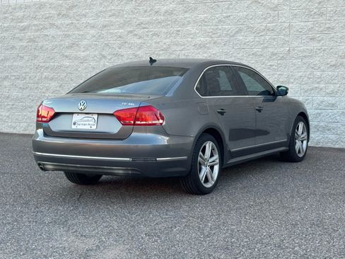 Used 2013 Volkswagen Passat TDI SEL Premium image 6