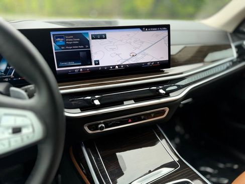 Certified 2024 BMW X7 xDrive40i AWD/4WD image 17