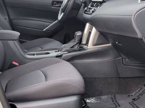 Certified 2024 Toyota Corolla Cross LE image 29