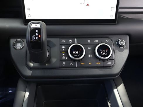 New 2025 Land Rover Defender 130 S image 24