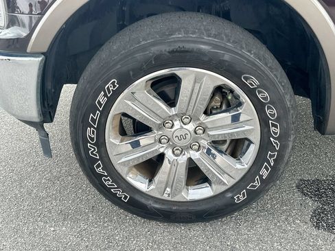 Used 2019 Ford F150 King Ranch w/ Equipment Group 601A Luxury AWD/4WD image 24