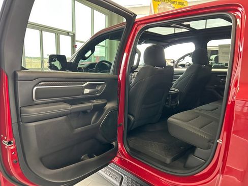 New 2026 RAM 1500 Big Horn AWD/4WD image 30