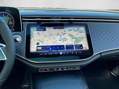 New 2026 Mercedes-Benz E 350 Sedan image 9