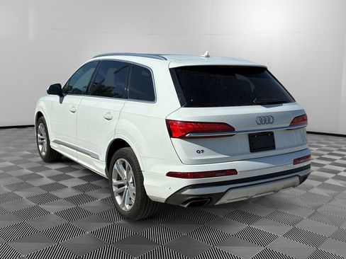 Used 2025 Audi Q7 3.0T Premium Plus AWD/4WD image 3