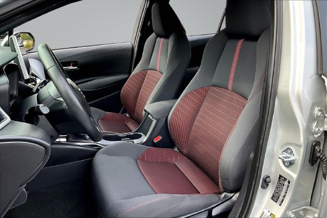 Used 2026 Toyota Corolla SE w/ SE Package FWD image 19