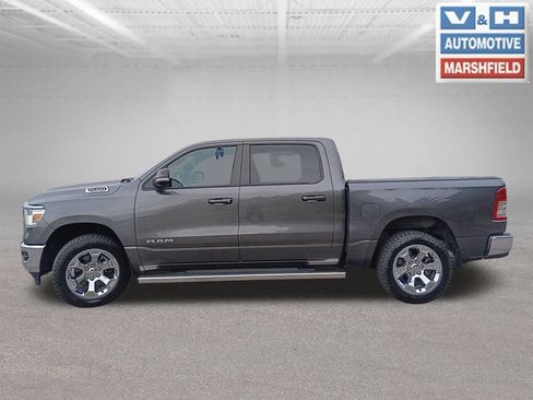 Used 2022 RAM 1500 Big Horn AWD/4WD image 3