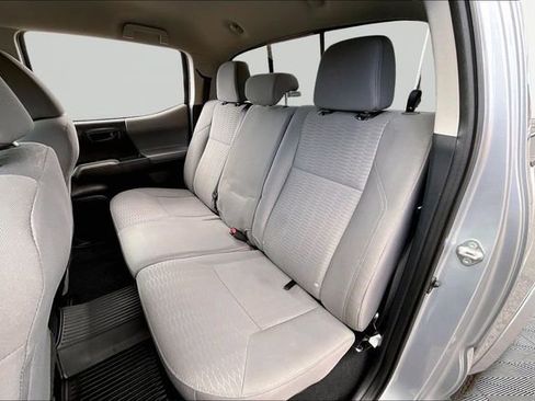 Used 2018 Toyota Tacoma SR5 image 16