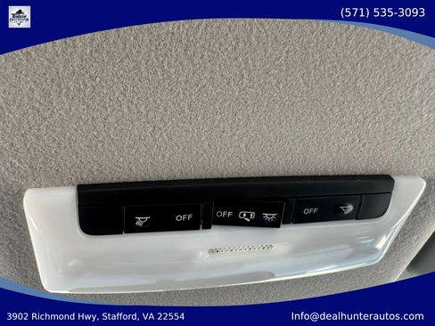 Used 2023 Nissan Versa S w/ S Plus Package FWD image 17